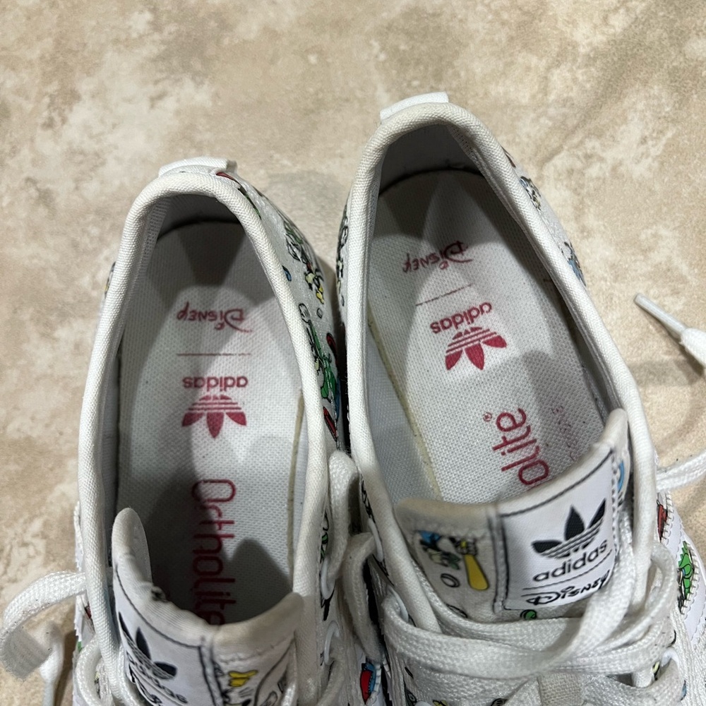 Adidas Disney Nizza Goofy Sneakers - White Ortholite EUC Size 6.5 Men 8.5 Woman - Picture 3 of 9